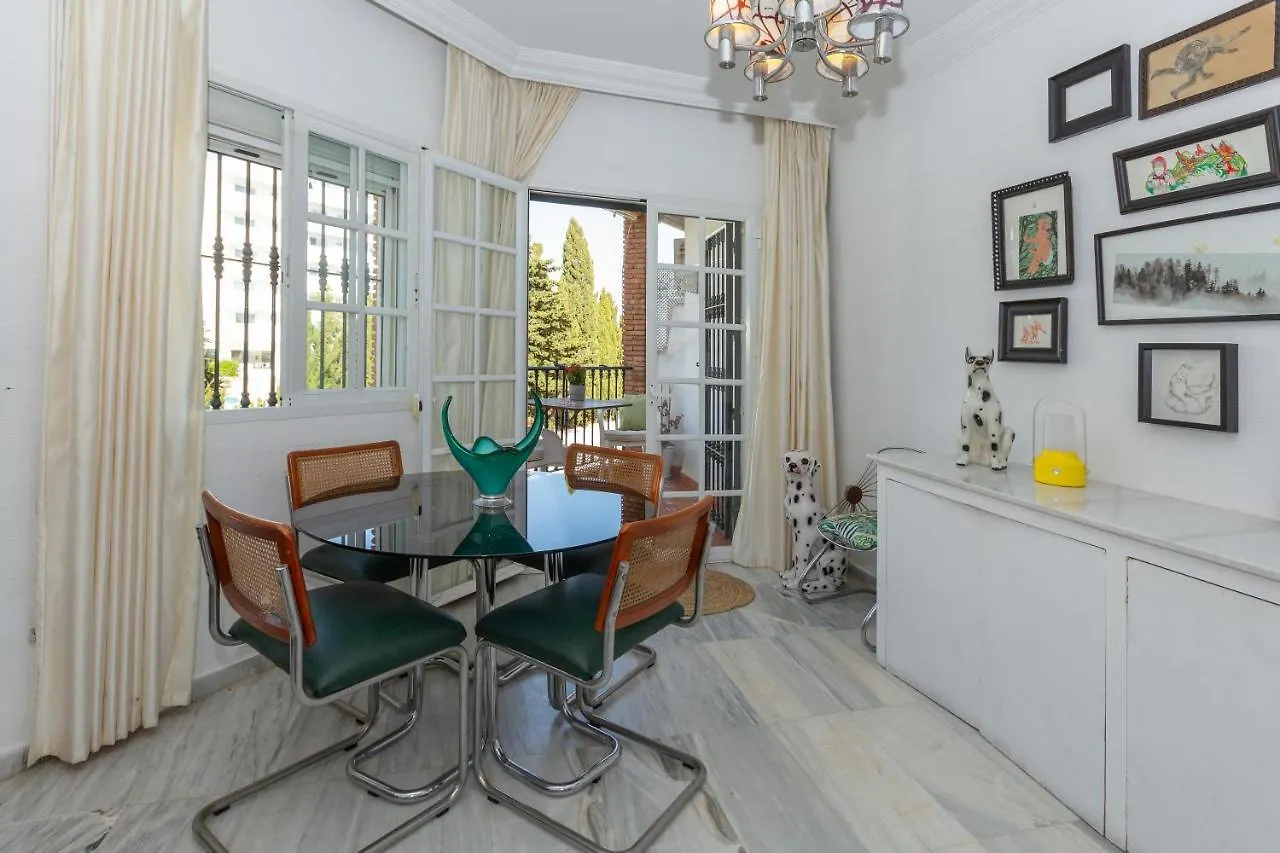 Cute Apartment Oceanfront Benalmadena Spain